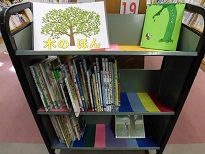 南浦和図書館児童展示写真